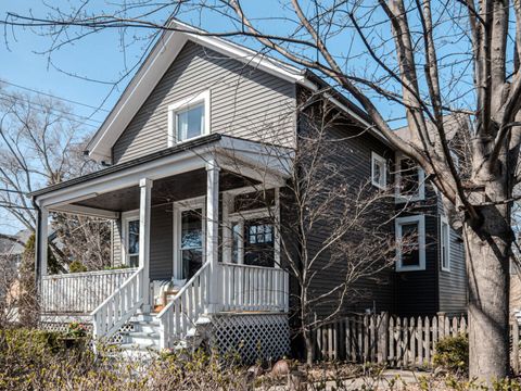 Tiny photo for 1215 Washington Street, Evanston, IL 60202 (MLS # 12600550)