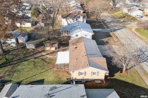 Tiny photo for 305 W SPRING Street, Eldridge, IA 52748 (MLS # QC4269761)