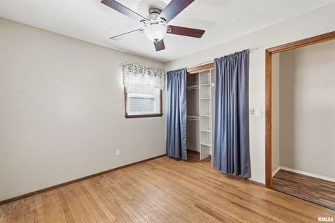 Tiny photo for 305 W SPRING Street, Eldridge, IA 52748 (MLS # QC4269761)