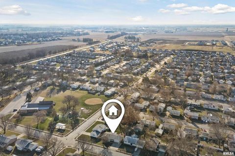 Tiny photo for 305 W SPRING Street, Eldridge, IA 52748 (MLS # QC4269761)