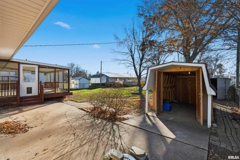 Tiny photo for 305 W SPRING Street, Eldridge, IA 52748 (MLS # QC4269761)