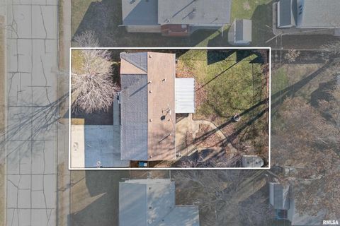 Tiny photo for 305 W SPRING Street, Eldridge, IA 52748 (MLS # QC4269761)