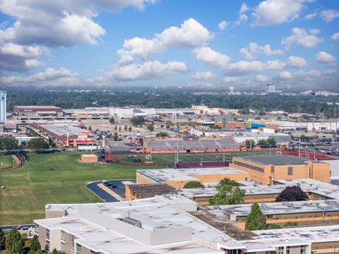 Tiny photo for 2508 Kenilworth Avenue, Berwyn, IL 60402 (MLS # 12543264)