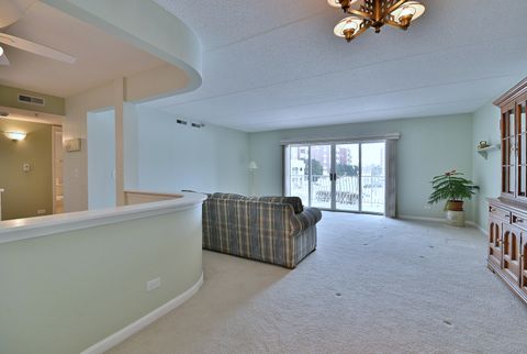 Tiny photo for 7091 W Touhy Avenue #209, Niles, IL 60714 (MLS # 12527794)