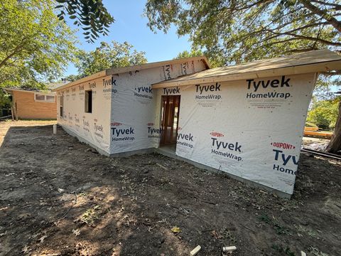 Tiny photo for 1106 Mitchem Drive, Urbana, IL 61801 (MLS # 12426680)