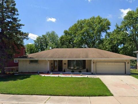 Photo of 15252 WATERMAN Drive, South Holland, IL 60473 (MLS # 12526086)