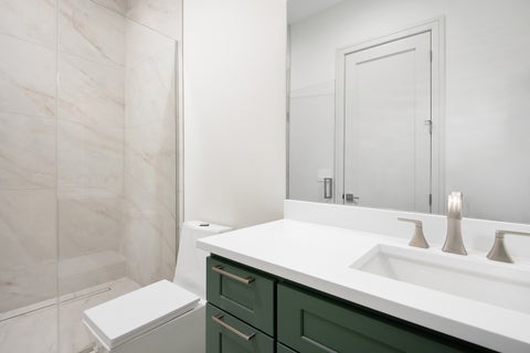 Tiny photo for 4844 N Hermitage Avenue, Chicago, IL 60640 (MLS # 12756287)