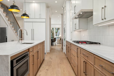 Tiny photo for 4844 N Hermitage Avenue, Chicago, IL 60640 (MLS # 12756287)