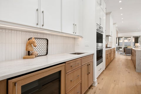 Tiny photo for 4844 N Hermitage Avenue, Chicago, IL 60640 (MLS # 12756287)