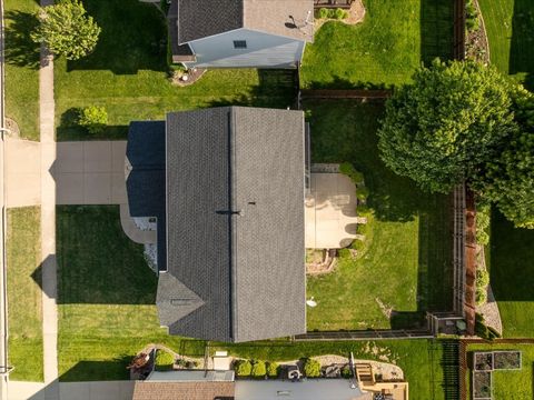 Tiny photo for 1603 Whitmer Court, Bloomington, IL 61704 (MLS # 12641811)