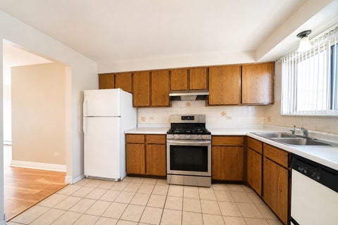 Tiny photo for 8701 W FOSTER Avenue #307, Chicago, IL 60656 (MLS # 12716187)