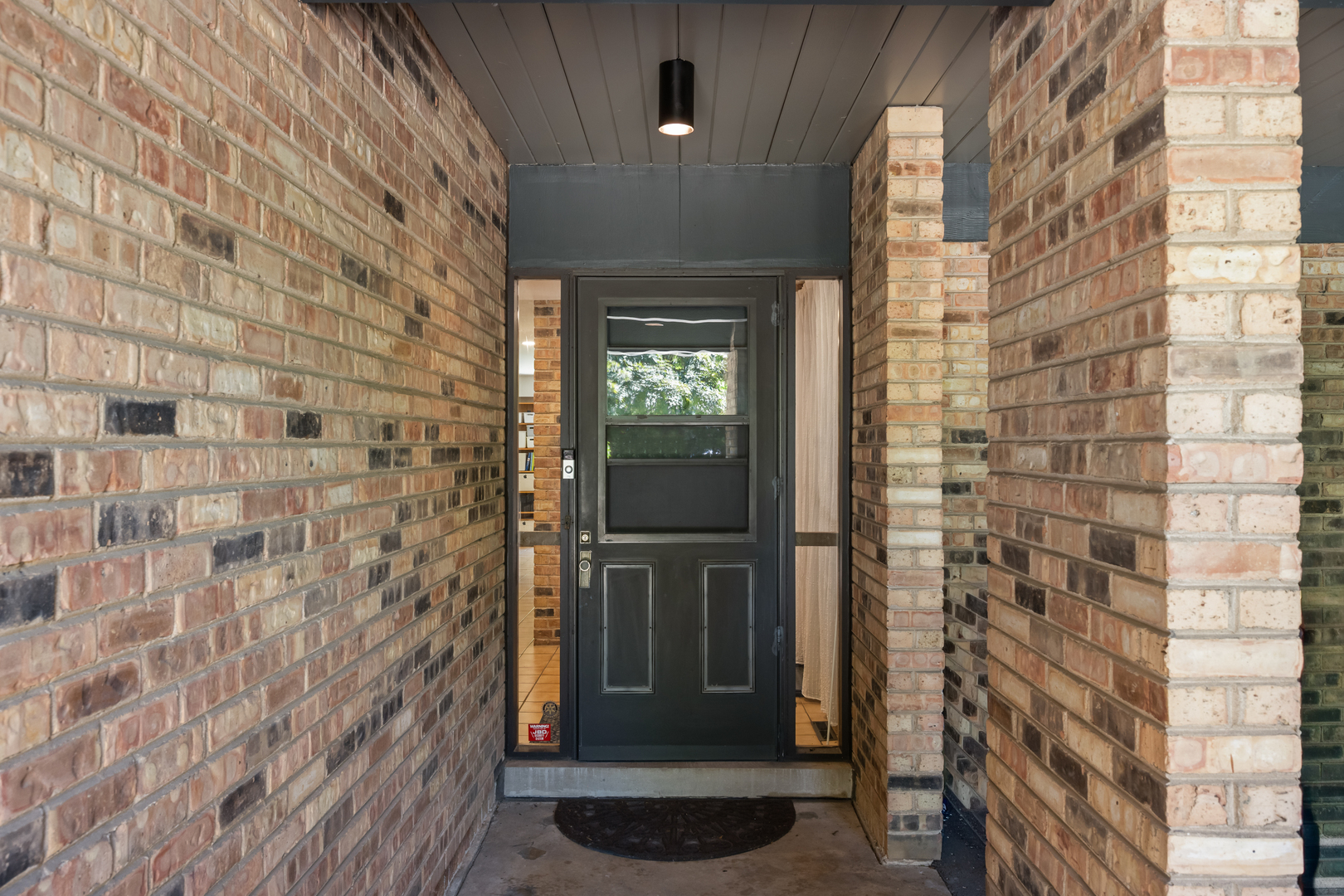 365 Green Bay Road
