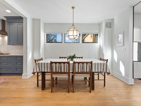 Tiny photo for 2109 W Montrose Avenue, Chicago, IL 60618 (MLS # 12536296)