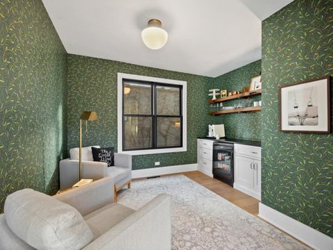 Tiny photo for 2109 W Montrose Avenue, Chicago, IL 60618 (MLS # 12536296)