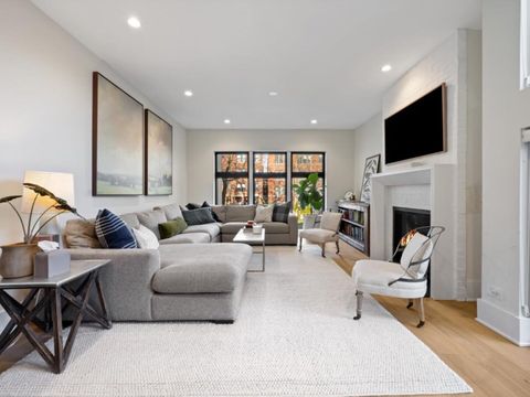 Tiny photo for 2109 W Montrose Avenue, Chicago, IL 60618 (MLS # 12536296)