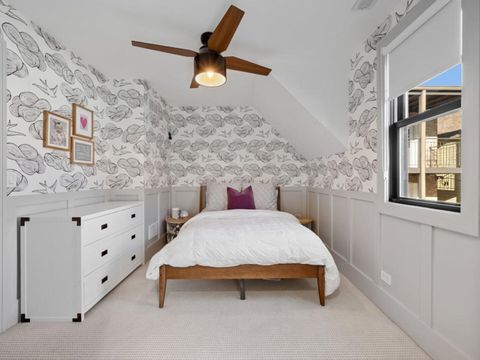 Tiny photo for 2109 W Montrose Avenue, Chicago, IL 60618 (MLS # 12536296)