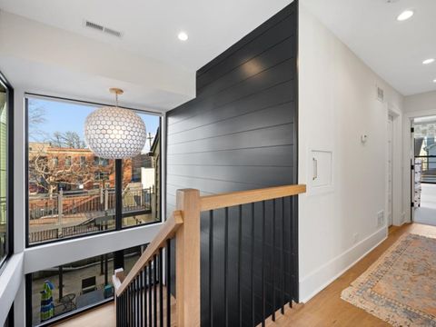 Tiny photo for 2109 W Montrose Avenue, Chicago, IL 60618 (MLS # 12536296)