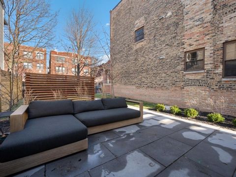 Tiny photo for 2109 W Montrose Avenue, Chicago, IL 60618 (MLS # 12536296)
