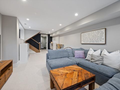 Tiny photo for 2109 W Montrose Avenue, Chicago, IL 60618 (MLS # 12536296)