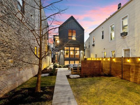 Tiny photo for 2109 W Montrose Avenue, Chicago, IL 60618 (MLS # 12536296)