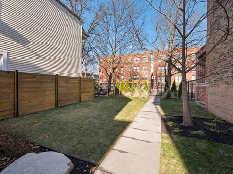 Tiny photo for 2109 W Montrose Avenue, Chicago, IL 60618 (MLS # 12536296)