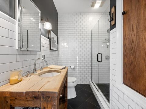 Tiny photo for 2109 W Montrose Avenue, Chicago, IL 60618 (MLS # 12536296)