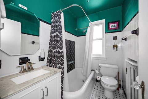 Tiny photo for 6142 N Hamilton Avenue #2N, Chicago, IL 60659 (MLS # 12753619)