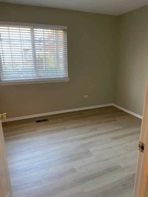 Tiny photo for 1607 Camberley Court #4, Bartlett, IL 60103 (MLS # 12512103)