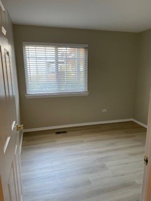 Tiny photo for 1607 Camberley Court #4, Bartlett, IL 60103 (MLS # 12512103)