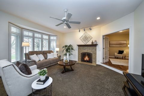Tiny photo for 640 Kendridge Court, Aurora, IL 60502 (MLS # 12636152)