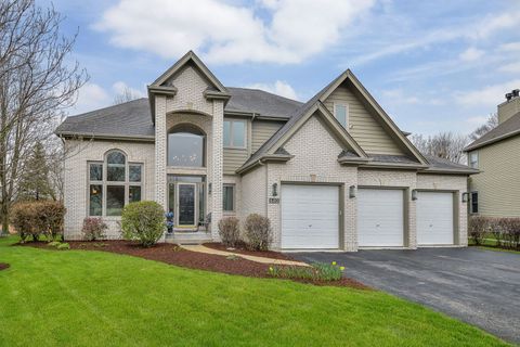 Photo of 640 Kendridge Court, Aurora, IL 60502 (MLS # 12636152)