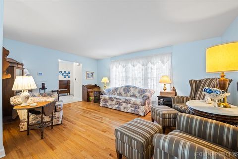 Tiny photo for 2167 Countryside Circle, Naperville, IL 60565 (MLS # 12484241)