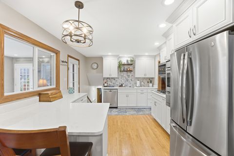 Tiny photo for 2311 Clyde Terrace, Homewood, IL 60430 (MLS # 12594158)