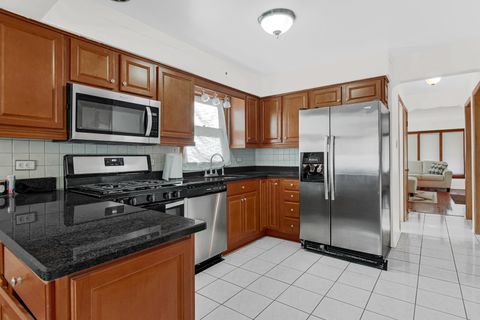 Tiny photo for 8627 S KOSTNER Avenue, Chicago, IL 60652 (MLS # 12573631)