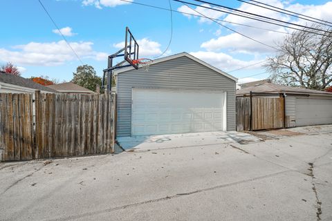 Tiny photo for 8627 S KOSTNER Avenue, Chicago, IL 60652 (MLS # 12573631)