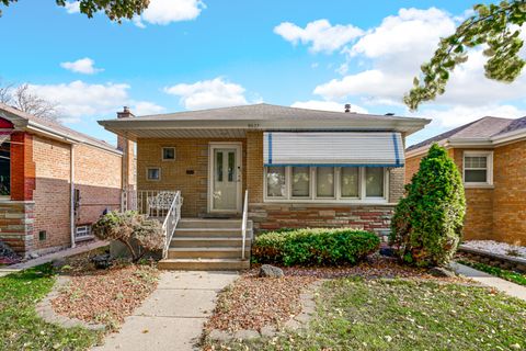 8627 S KOSTNER Avenue Chicago IL 60652