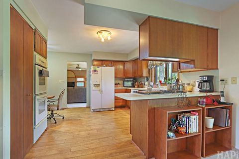 Tiny photo for 1702 Breezy Lawn Road, Spring Grove, IL 60081 (MLS # 12681060)