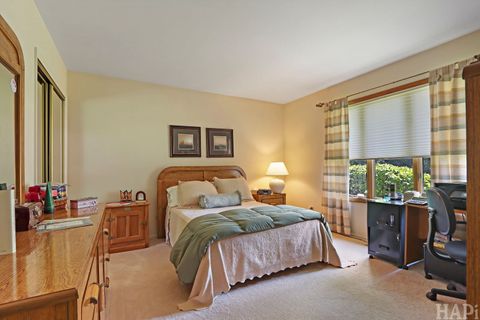 Tiny photo for 1702 Breezy Lawn Road, Spring Grove, IL 60081 (MLS # 12681060)