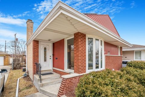 Photo of 129 Rice Avenue, Bellwood, IL 60104 (MLS # 12563979)