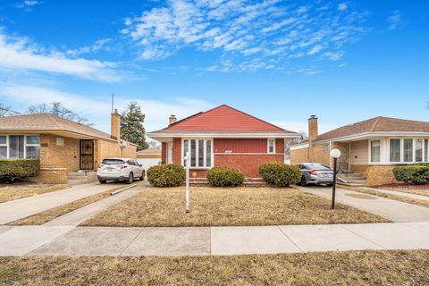 Tiny photo for 129 Rice Avenue, Bellwood, IL 60104 (MLS # 12563979)