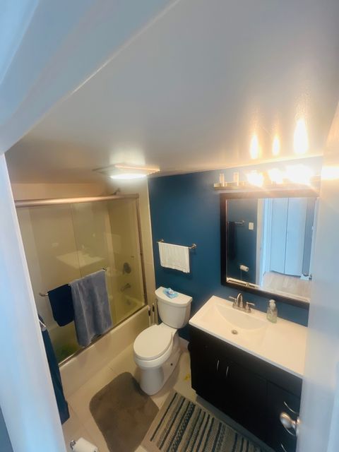 Tiny photo for 465 W Dominion Drive #1302, Wood Dale, IL 60191 (MLS # 12387539)