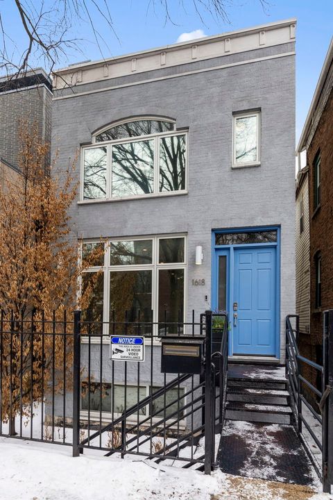 1618 W Pierce Avenue Chicago IL 60622