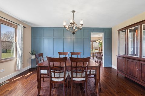 Tiny photo for 1404 Carriage Lane, Bolingbrook, IL 60490 (MLS # 12615460)