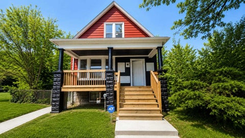 Photo of 10504 S Lafayette Avenue, Chicago, IL 60628 (MLS # 12649593)