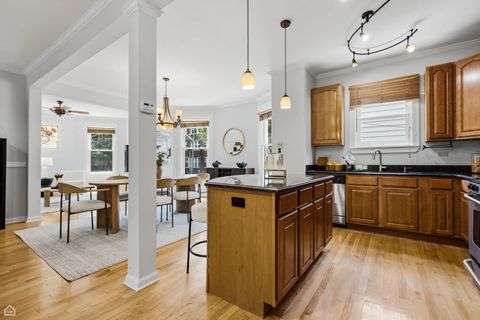 Tiny photo for 1244 W ARDMORE Avenue, Chicago, IL 60660 (MLS # 12684537)