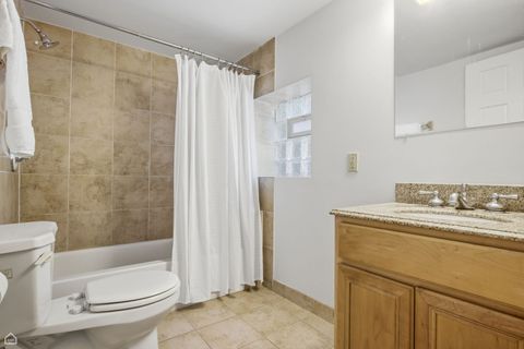 Tiny photo for 1244 W ARDMORE Avenue, Chicago, IL 60660 (MLS # 12684537)