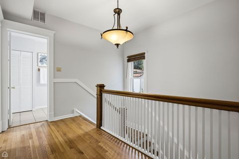 Tiny photo for 1244 W ARDMORE Avenue, Chicago, IL 60660 (MLS # 12684537)