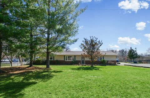 Photo of 3207 E Airport Road, Urbana, IL 61802 (MLS # 12589276)