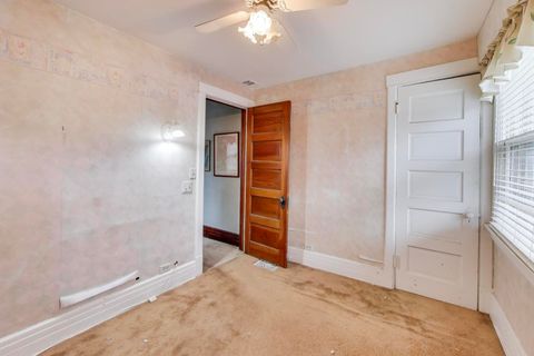 Tiny photo for 212 E Elm Avenue, La Grange, IL 60525 (MLS # 12574952)