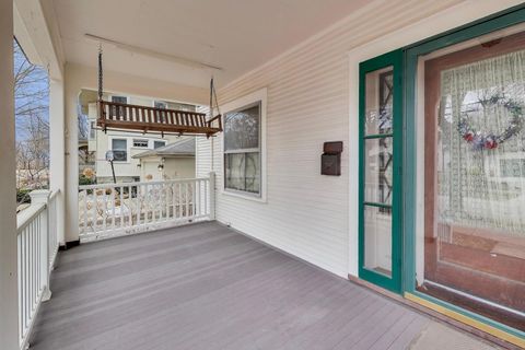 Tiny photo for 212 E Elm Avenue, La Grange, IL 60525 (MLS # 12574952)